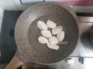 可乐鸡翅,焯水，捞出