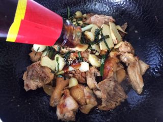 干葱豆豉鸡,蚝油。