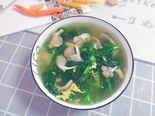 青菜平菇鸡蛋汤,鲜美的汤出锅啦～
